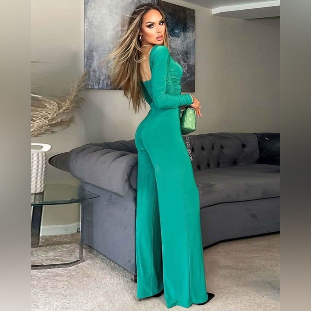 NWT - green jumpsuit - Picture 3 of 3